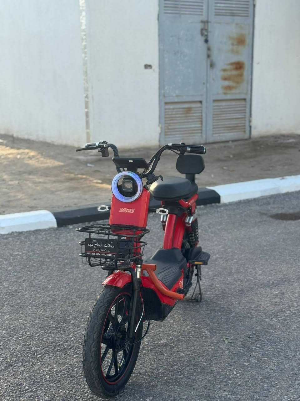 دراجه شحن للبيع موديل 2025 KORE MR دبل اشاره أو رباعي شغال بيها بلوتوث شاشه ديجيتال يحددلك العطل والسرعه والشحن دراجه 5 بطاريات صغار 60v ملف 1000 بيها مثبت سرعه من 4 نمر بك مابيها بيها نظام البارك بيها لد اناره وضوه عالي فقط 
اضرار الدراجه
ماشه معوجه 
ستاند موبايل مكسور 
بايدر معوج يتعدل 
السعر 475 وبيها مجال
للاستفسار ***********
