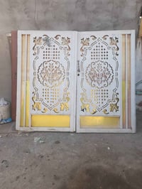 باب  رئيسي  البيع السعر ١٢٥  التواصل ٠٧٨١٥١٩٦٠٥٠