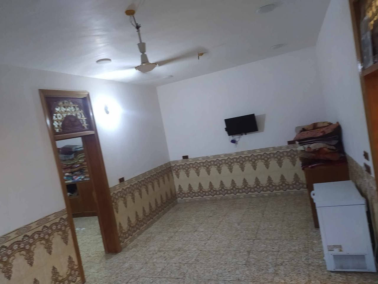 السلام عليكم بيت للبيع ابي غرق حي البتول بناء جديد  350م خدمات كامله ***********
