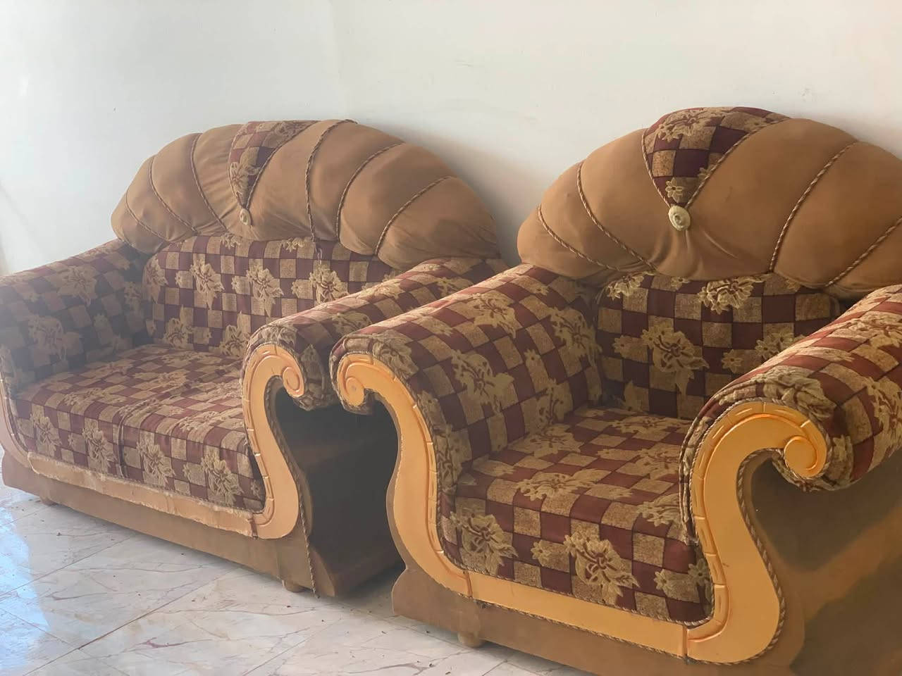 سلام عليكم قنفات للبيع  نضيفات السعر 150 لاستفسار ‭***********‬
