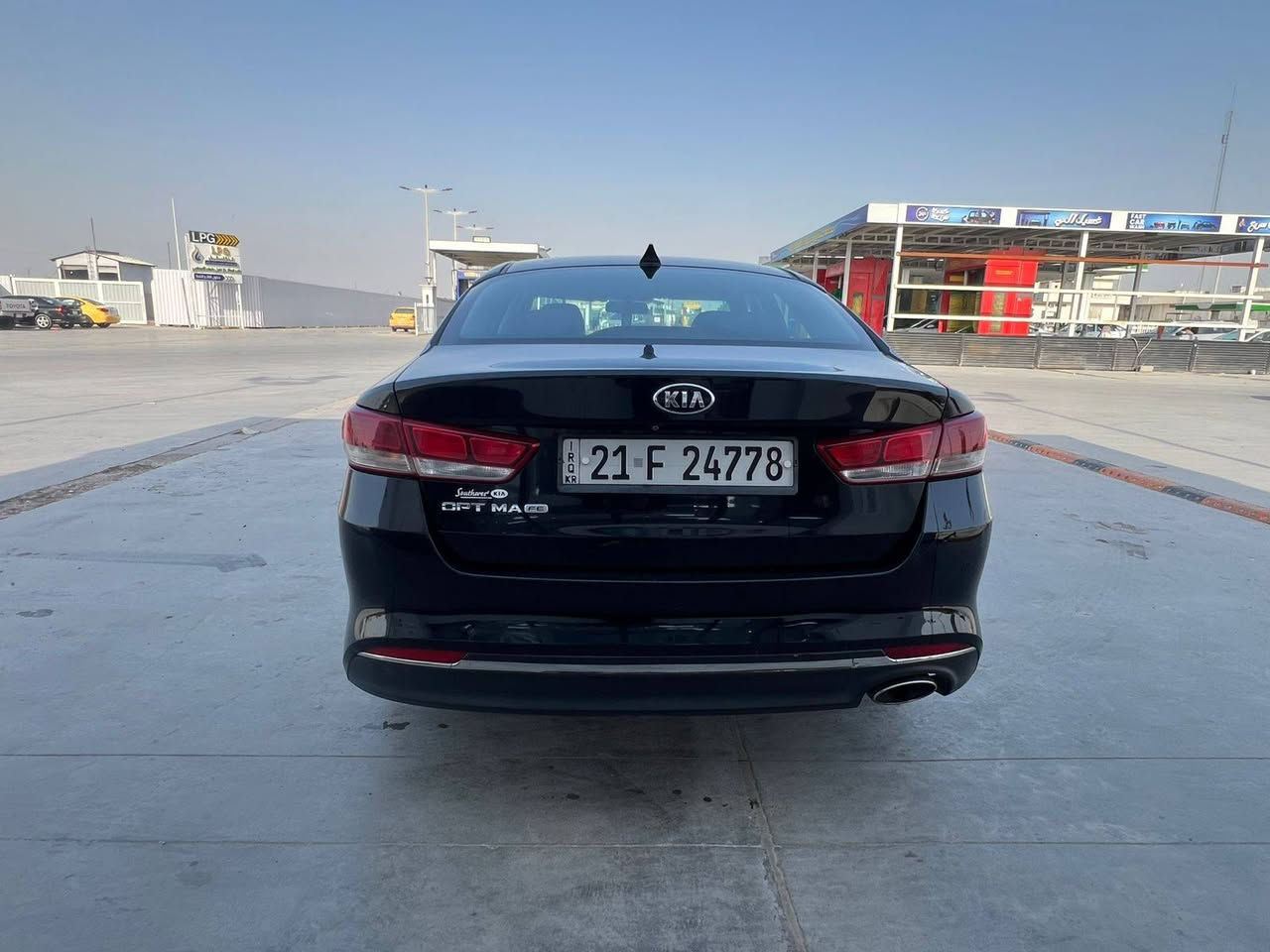 كيا اوبتما موديل ٢٠١٦ شكل جديد مرقمة سليمانية جديد دولي انكليزي تحويل او وكالة شرط ثاني يوم مكينة ٢٤٠٠ لوك شرط الفحص كير لوك تبريد ثلج صدر لوك داخل جديد اسود ملكي ماشية ١٦٠ مواصفات شاشة كبيرة تحكمات استيرن جهتين شغالة كاميرا دوارة ويل كب كروم سيارة مرفق حادثه سونار شرط بدون دواخل مكفول لغد تكم قمارة شاصي كفالة عامة تخم تاير لوك جاهزة اخر حبة عنوان بغداد السعر ١١٢ وبيه مجال ان شاالله للاستفسار ***********
