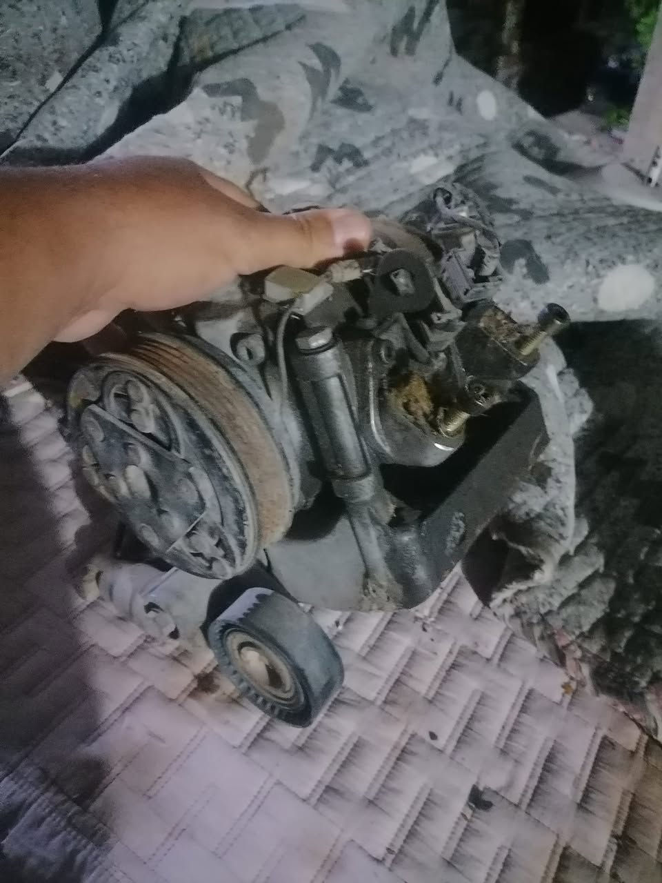غراض للبيع كمبريسر تبريد مال مسكر لوك وارد هو ولقاعده ولدبل ولروه كامل سعر خاص


**إذا كنت صاحب هذا الإعلان وتريد حذفه لأي سبب، رجاءا أرسل رسالة إلى الدعم الفني**