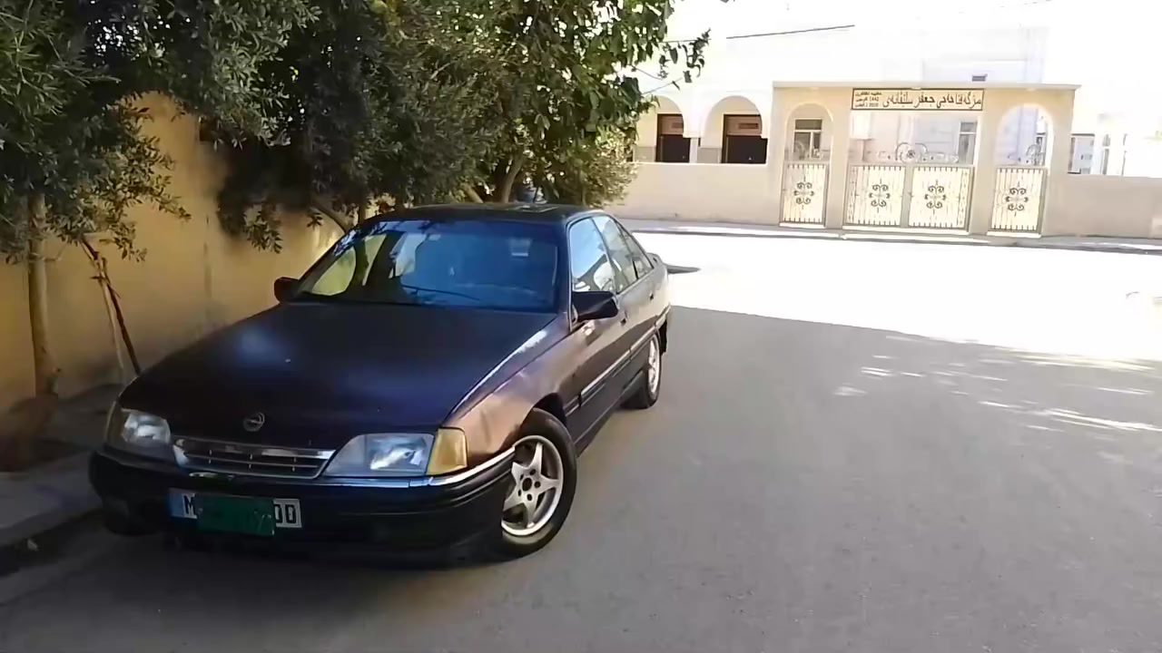 للبيع موديل٩٣سعر٢٢مكينه٢٦ مكان دهوك شرعي بلموصل تحويل شرط كير اتوماتيك كلشي بيهه شغال***********
