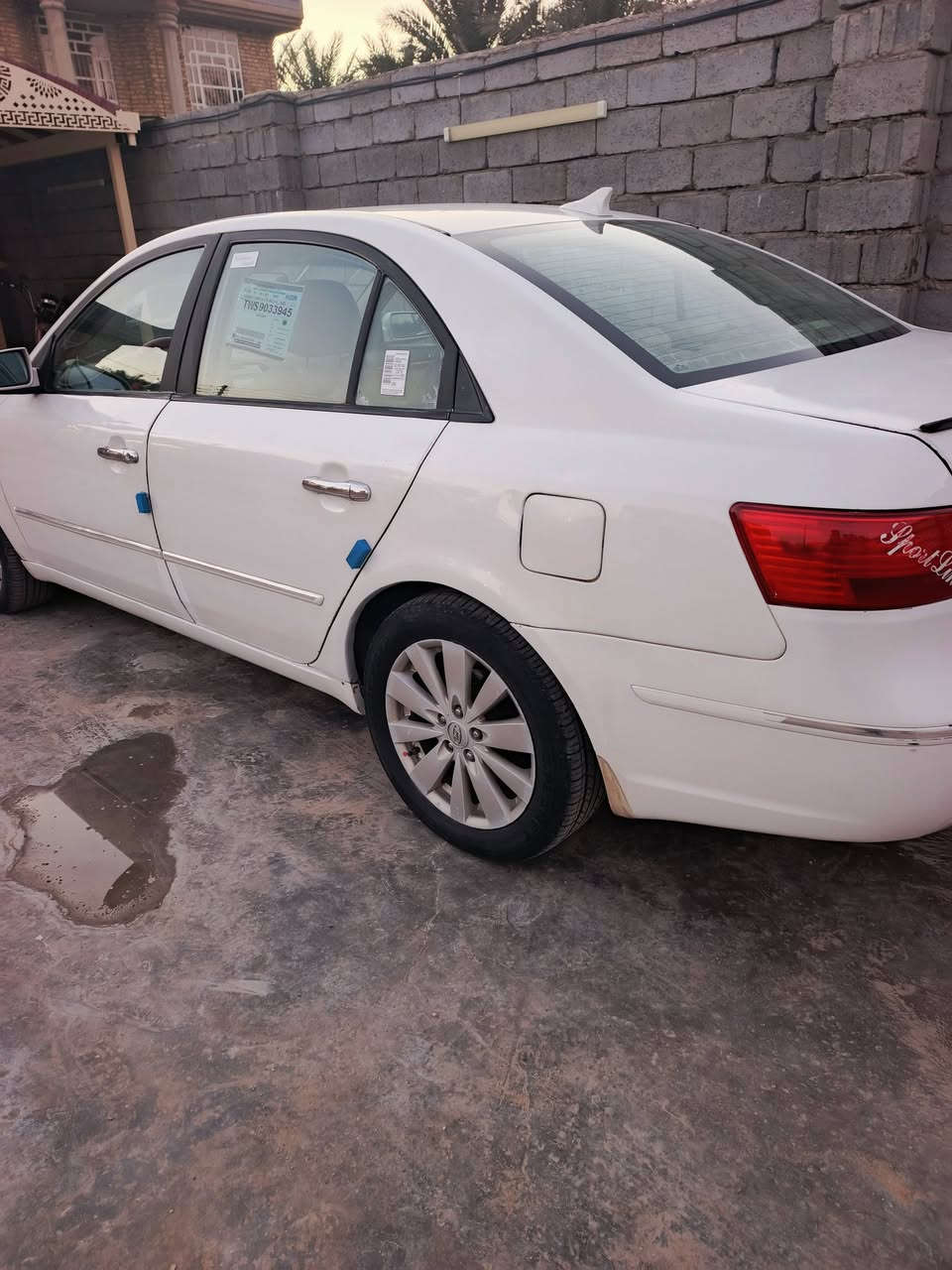 السلام عليكم سوناتا 2009 وارد امريكي بدون حادث ليبل واحد رقم انبار محرك 2400 تكشير ومصوقه السعر 105 وبيها مجال الاتصال ***********/***********
