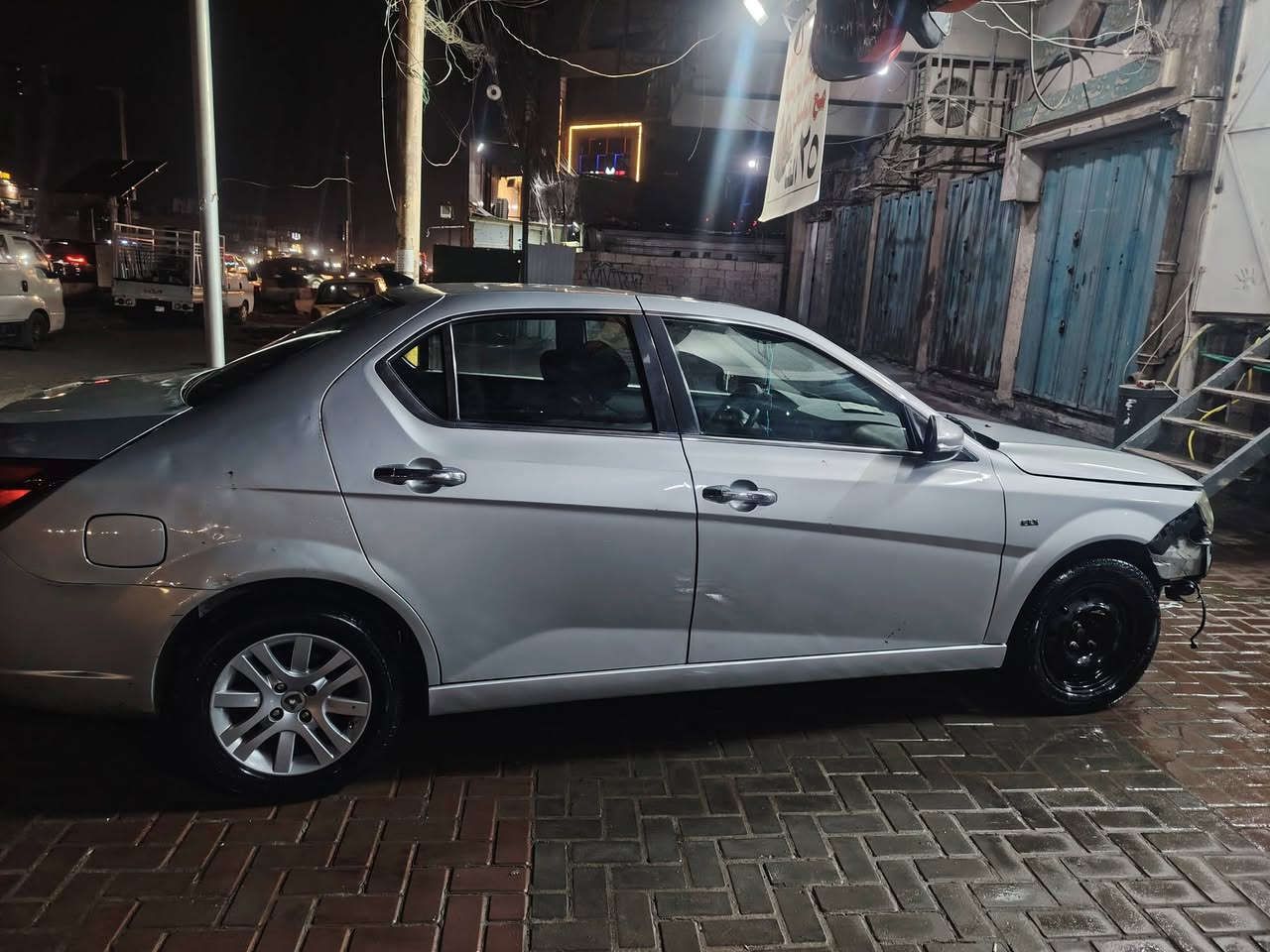 السلام عليكم ورحمة سمند فرنسي 2018 السياره كلك لا اندل راعين ولا عدي السنويه اتكفلك بس سرقه او عشاير  السياره جاهزه من كلشي كير مكينه تتفه تبريد كشنات كهرباي شاشه فول فتحه كير عادي السعر 18 ورقع او بيهه مجال التواصل *********** بس دعاميه عوزهه المكان بغداد الشعب
