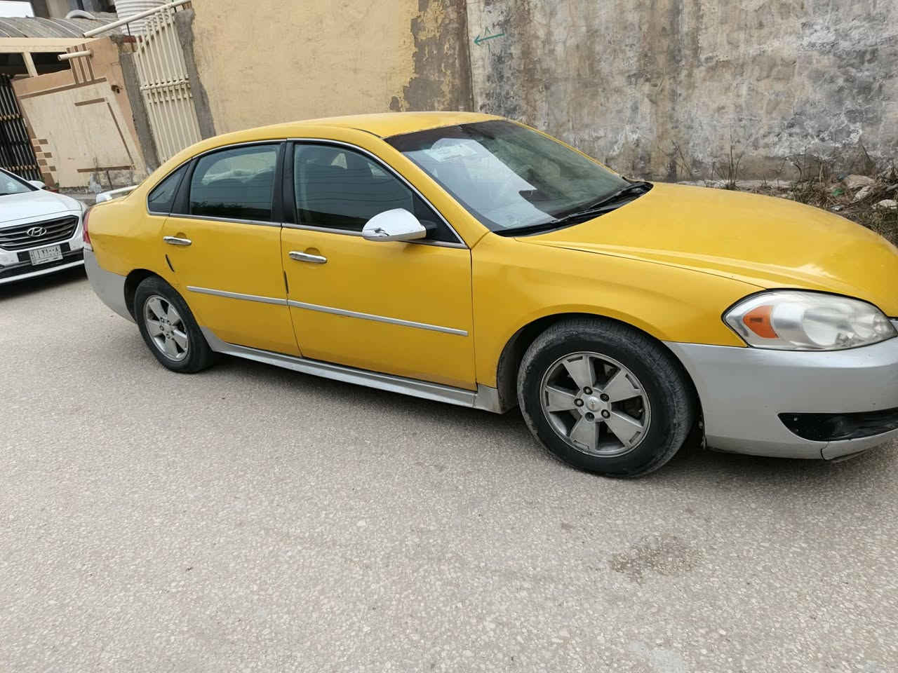 السلام عليكم امبالا 2010 للبيع مكفول كير ومحرك وشاصي سياره خير من الله مكينه 3500 مصفره هيئه وضريبه ونقل سياره جاهزه السعر 60 وبيه مجال للاستفسار على الرقم ***********
