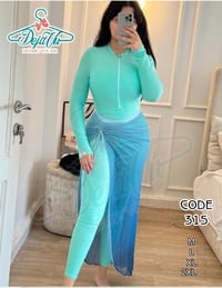 مقاس M-2XL • مايوه ووتر بروف • ٤ قطع