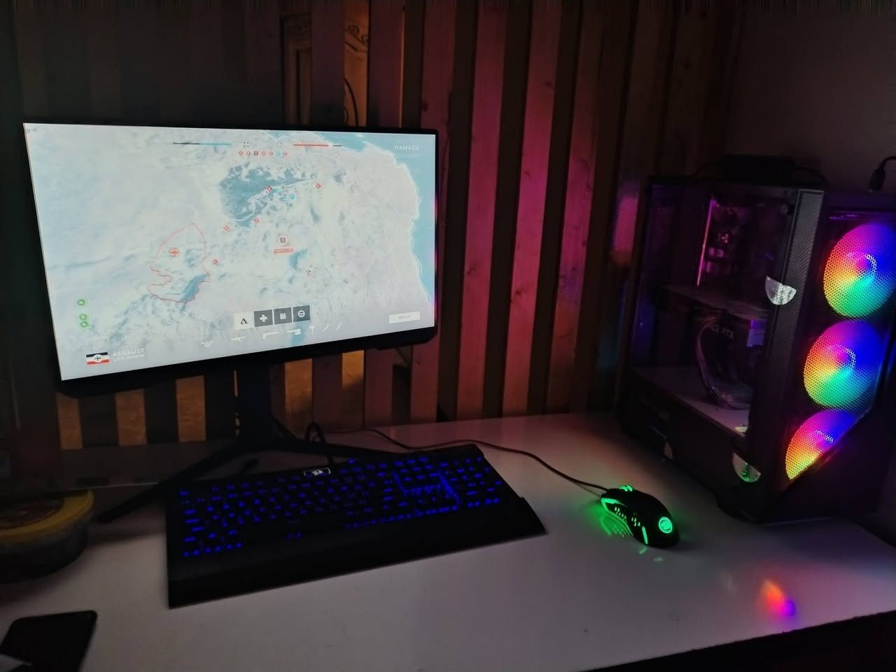 Pc gaming او حاسبة للبيع
نظيفة استخدام خفيف وقليل 
المواصفات : 
المعالج ـ  core i5 12400f
كرت الشاشة ـ rtx 3060 ti 
الرامات : 16GB DDR5 
مساحة التخزين ـ 128Gb ssd + 1TB hhd
الشاشة ماركة Samsung حجم 27  165hz

مع كيبورد وماوس red dragon ماركة ممتازة

المكان البصرة الاصمعي واكدر ادزه توصيل 
سبب البيع محتاج مبلغ
وسعر الحاسبة او التجميعة كاملة 
مليون و200 وبيها مجال بسيط 
رقمي *********** او تواصل خاص او اكتب تعليق وانا اراسلك
