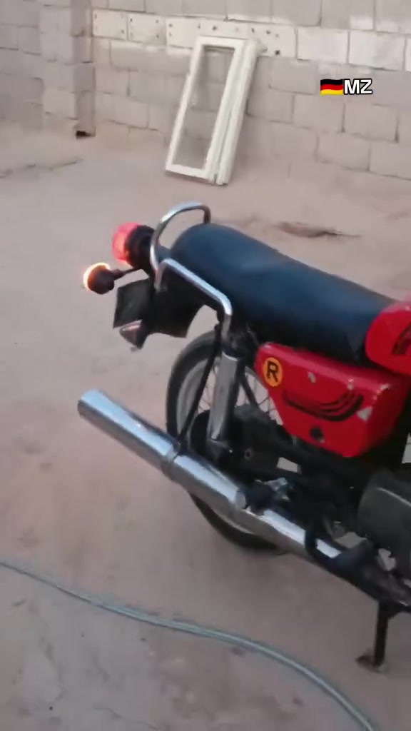 السلام عليكم من رخصت مدير الكروب مطور 88 رقم وسنويه السنويه اصليه مبي قطرت لاحيم كهربءيت كله شغله سيس 4 مكنه حلوه نعنه نتصل *********** متوجد عل فيس السعر  واحد ونص قفل مكني نجف كوفه
