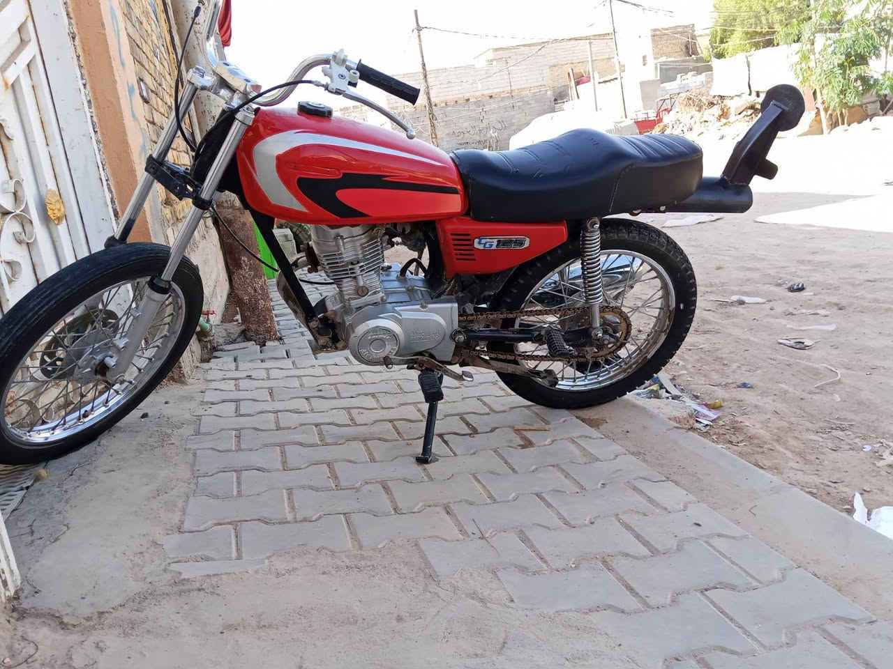 سلام عليكم دراجه أصولي موديل 20 وكيله العارضي دراجه شلعه ومعدل فول مكينه ناعمه هندر واحد شراي اتصل *********** مو شراي لا تعبني سعر ب475 وبيه مجال قليل
