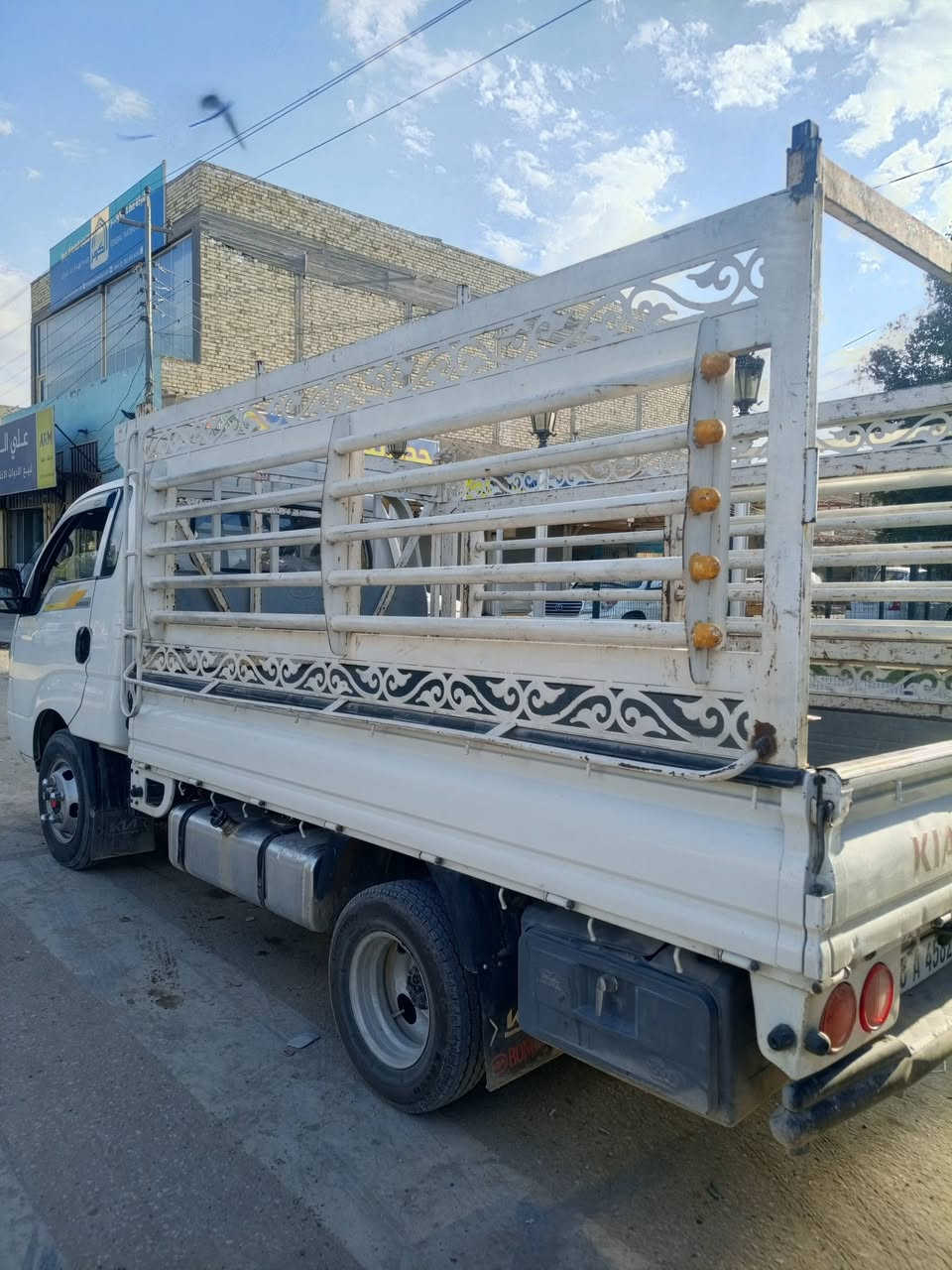 نقل اثاث داخل وخارج النجف سوف لدينا كادر عمال***********
