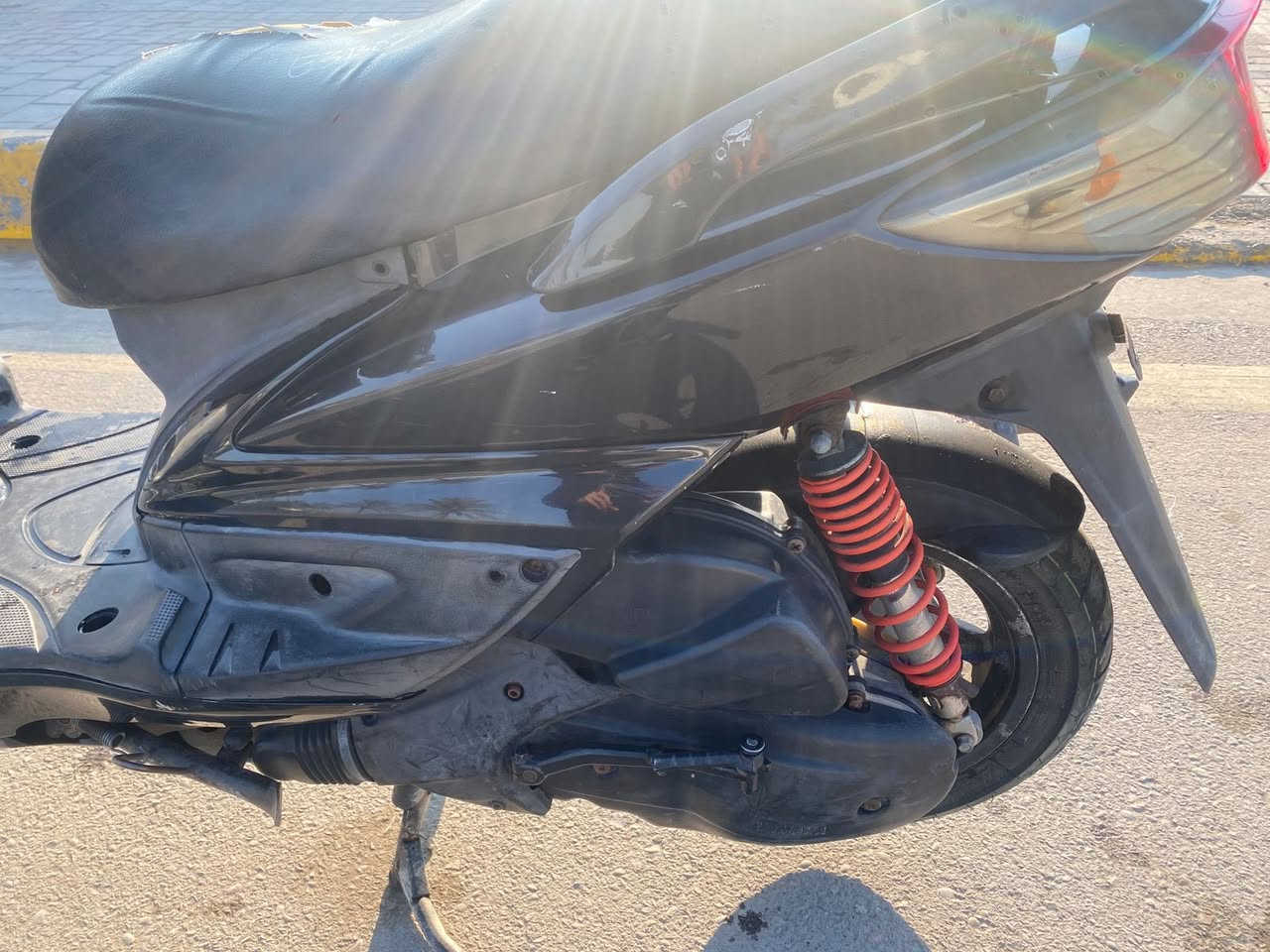 سكنس فحل للبيع كفالة عامة مابيهة اي نقص مبدل كلج امامي فقط الدراجة رمبة صالهة 5 اشهر من نازلة 900 وبيهة مجال بغداد الشعب ***********
