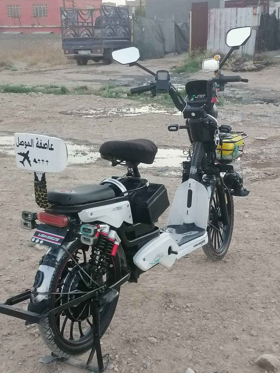 سلام عليكم
ماطور شحن للبيع 
حجم 20 ماطور كلو شغال بكلايت لايت اشاير هورن مسجل خمسه باتري نضيف الماطور كدام العين السعر 275وبي مجال المو شراي لايكسر بي ***********بي واتساب مكان موصل جانب الايسر متواجد عل فيس

