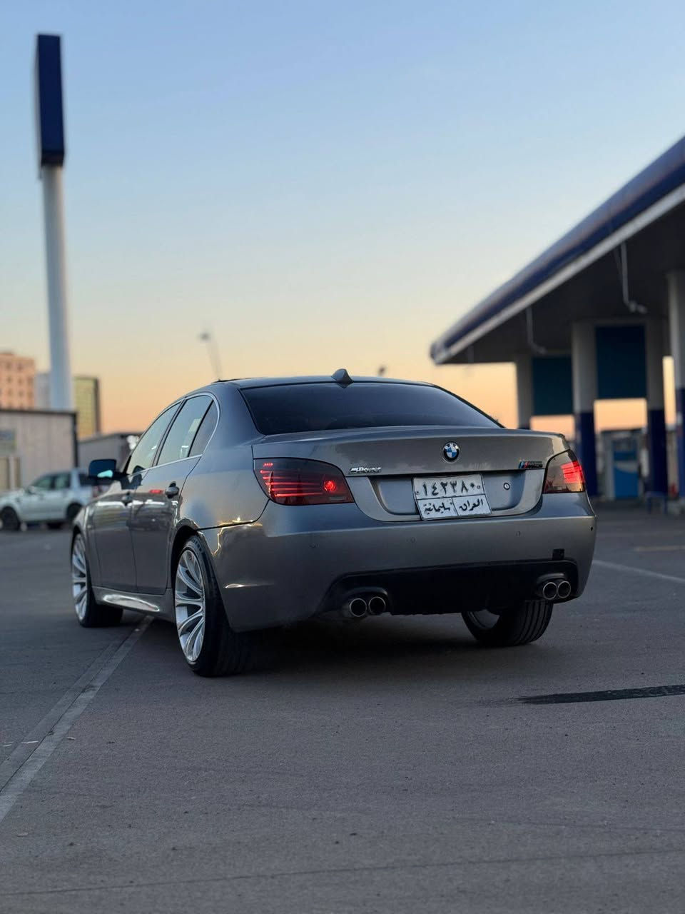 بیئێم چاو برۆ   مکینە ٥۲٥  سێ پارچە سبوخ
(گــــــــۆڕیــــنەوەو   فرۆشـــــتن)
15 وەرەقە خەرامەی لەسەرە  دەیگەڕێنمەوە
ــــــــــــــــــــــــــــــــــــــــــــــــــ

السلام عليكم بي أم ميماتی 525 ٢٠٠٩ 
السياره بيهة ٣ قطع الاماميه بيهة ضربه بجم بس بدون روس 
دبلات ممتأذيه هوايه
 السياره فول كير ومكينه بشرط 
تحويل وغرامه تخم تاير وويل كب جديد
 كهربائيات بشرط
 السعر ٩٣ ورقه 
وبيهة مجال عليهة ١٥ ورقه غرامه تنزل من السعر مكانهة اربيل رقم موبايل *********** أربيل, العراق
