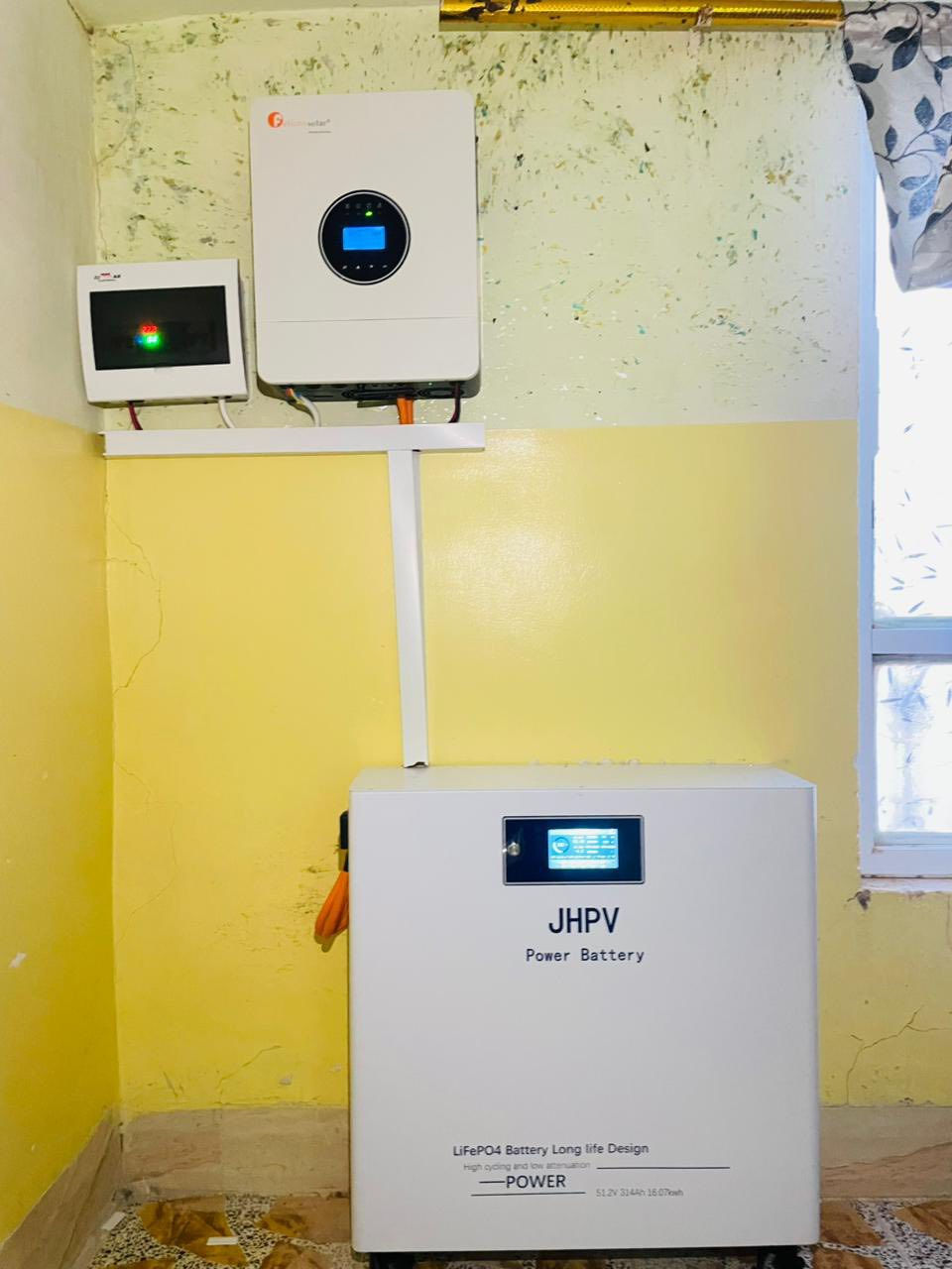 مشروع جديد بطاقة أعلى وأداء أقوى في الإمام الغربي 🚨
🔆 شركة المجد للطاقة الشمسية 🔆
بإدارة حذيفة البوحسيب
بعون الله تم إنجاز وتنصيب منظومة متكاملة للأخ أحمد محمد حمد
📍 الإمام الغربي
📦 مواصفات المنظومة:
⭐ 7 ألواح فيلادلفيا الأصلية — إنتاج عالي وكفاءة ممتازة
⭐ بطارية 16 كيلو — خزن قوي وتشغيل طويل بثبات عالي
⭐ إنفرتر فلستي 6 كيلو — قدرة تشغيل قوية وتحمل أحمال كبيرة
⚡ منظومة مصممة لتشغيل أحمال عالية بثبات واستقرار
⚡ أداء مضمون حتى مع الضغط العالي
⚡ تجهيز احترافي وفق أعلى المعايير
✅ ضمان حقيقي على المكونات
✅ فحص كامل قبل التسليم
✅ متابعة وخدمة ما بعد البيع
💰 يتوفر بيع نقداً وبالأقساط المريحة
(إجراءات سهلة وموافقة سريعة)
📞 للحجز والاستفسار: ***********
المجد للطاقة الشمسية — عنوان القوة والثقة في عالم الطاقة النظيفة 🌞💪
نصعد بالأداء… ونثبت الجودة بالفعل لا بالكلام.
