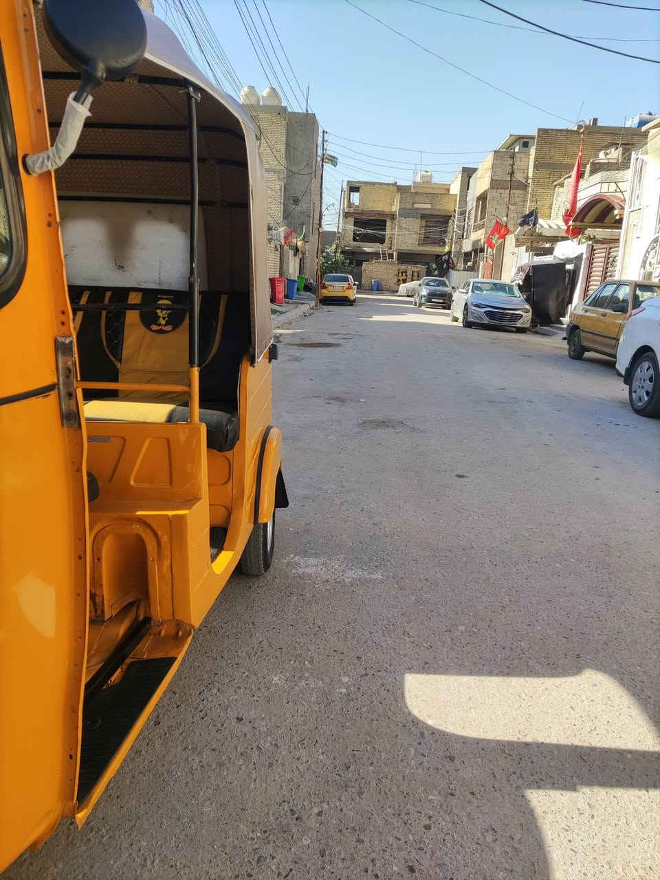 السلام عليكم تكتك للبيع 2020 شهر 10 جاهزه كلش للأخير ربع مذب عليها ملكط خياسات بيها مكانات صبغ جماليه فقط تكتك مرقم باسمي تحويل ثاني يوم بغداد السعر 7ملايين و300 رقمي ***********
