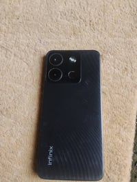 تلفون البيع نضيف ذاكره 64بي ضربات في تج شريحتين والله معتاز فلوس واريد...