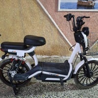 دراجة شحن نظيفة للبيع العنوان بغداد حي اور تواصل واتساب 07773102436
