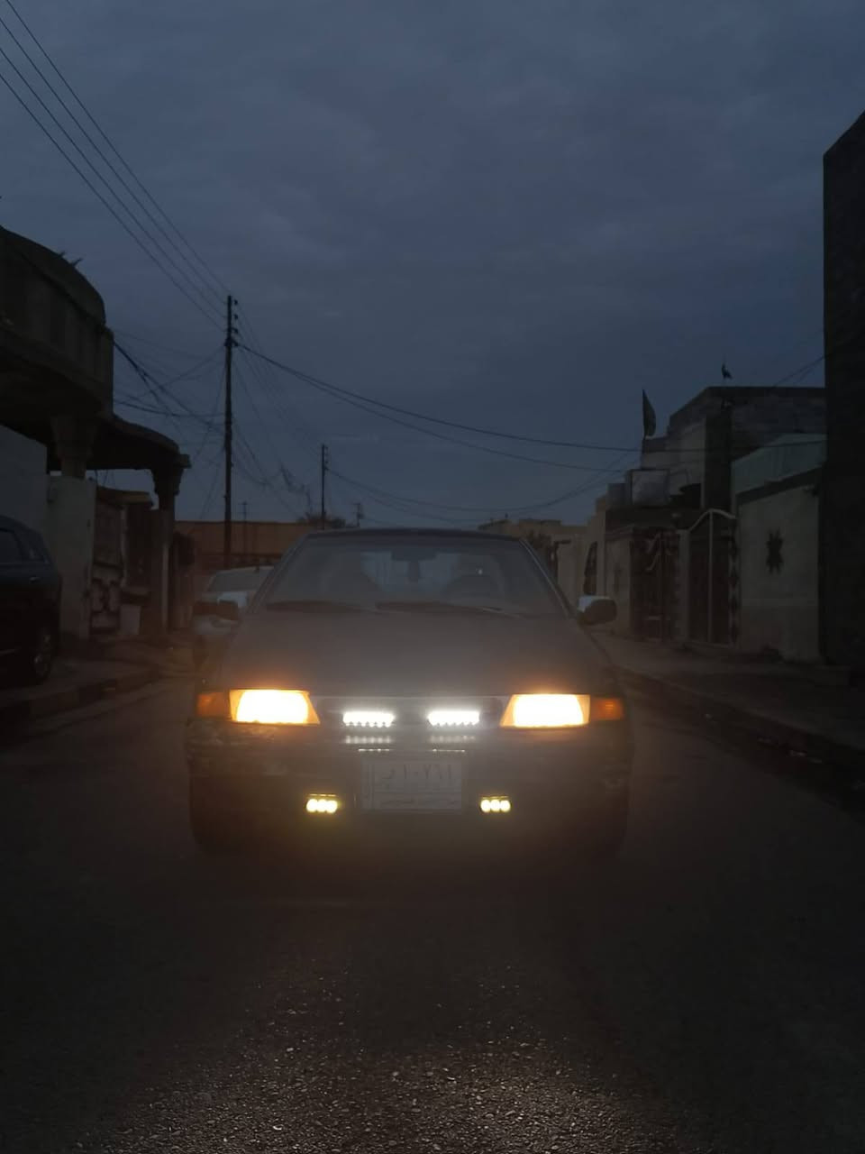 سلام عليكم 
كيه سيفيه للبيع مديل  93 اخوان سياره 
جهاز من كلشي ونضيفه سياره حلوه و مرتبه
سنويه عضم عاج بأسمنا تحويل ثاني يوم 
سياره مثل ما موضح بصوره ممتوفر خاص فقط اتصال
علا الارقام تاليه 
للاستفسار الاتصال :***********
                           :***********
