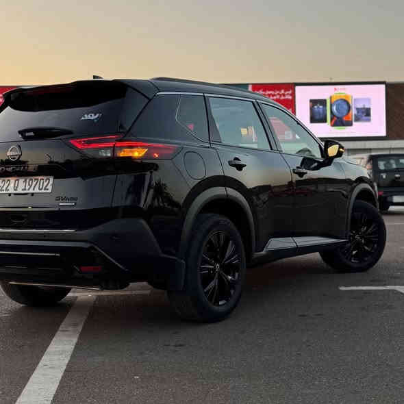 روج 2023 فول مواصفات  1/1
نسخة الميدنايت MIDNIGHT
تجي بلاك اديشن وتو كلر ومواصفات عالية

دخول جديد مرقمة بأسمي 

محرك كير كهربائيات صدر كلها بلاد و100% ع وضع الشركة بعدها 

حادثها جداً بسيط وموضح بالصور فقط جاملغ صبغ باقي الكشر كفاله عامه ( شواصي لغود دواخل كله مكفول رصعه وشخط مابيها ) 

ماشية ١٧ فقط ع مشي امريكا بعدها

 5 كاميرات (360) - بانوراما - كشنات جلد - فور ويل ( AWD )  - صندوق كهرباء - تدفئة ستيرن + كشنات - تدفئة كشنات خلفية - بردات خلفية بلادية - رادارت 360 (امامي خلفي جانبي) - تشغيل عن بعد - نقاط عمياء - قطعتين تبريد  - تحديد مسار - كشن كهرباء - مناخ منفصل - اوتو بريك توقف ذاتي امامي خلفي عند الاقتراب من اي جسم ( مانع تصادم ) - بصمة تشغيل وابواب - دخول ذكي  -  اوتو هولد - حساسات  - اوتو ستوب - خمس انظمة قيادة - قيادة ذاتيه  - مثبت سرعة - اشاير بالمري - شاشة تدعم كار بلي + اندرويد اوتو - ويل كروم -  وبعد بيها هووواي مواصفات مكينة 1500T    

‎السيارة جديدة بمعنى الكلمة وبالواقع بعد احلى وجاهزة وترايها مال زيرو مامتعوبة واي كلوب مامشتغل بالدشبول نقصها الوحيد كاميرا امامية فقط .. وكل التفاصيل مذكورة بالكامل 

‏‎السعر 183 وبيها مجال 
مكاني بغداد 
‏‎للأستفسار هذا رقمي 
***********
