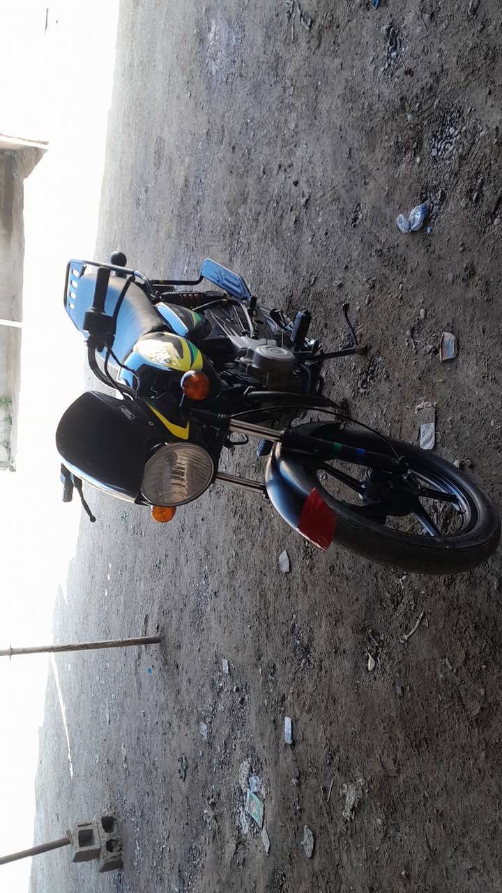 بوكسر موديل ٢١ اوراق سحب دراجه جديده مابيها كل نقص سلف كهربائيات كله شغاله السعر ٧٢٥ المكان بعقوبه ***********
