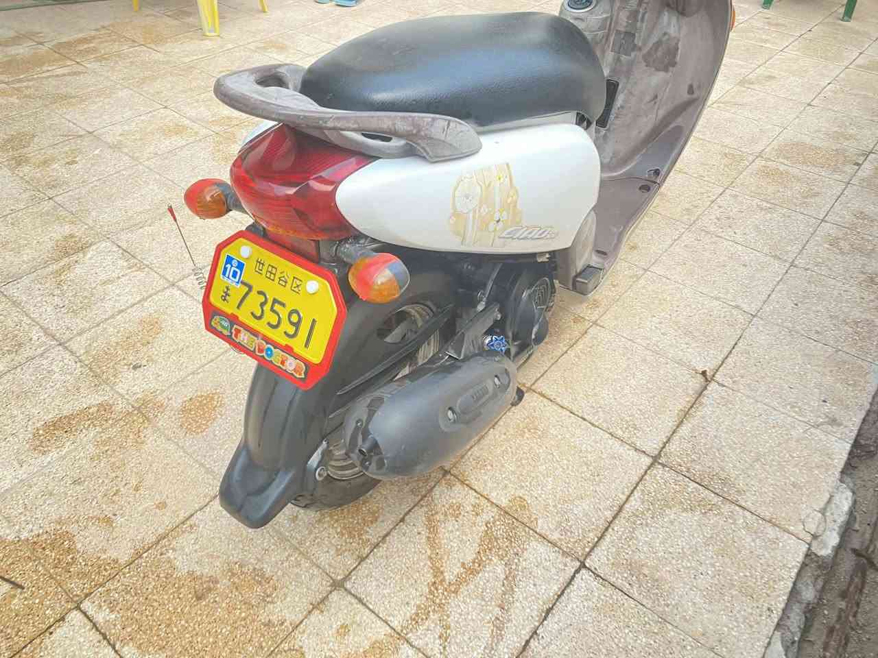 سلام عليكم دراجه نوع فله نوزل ختم واحد شلعه ومعدل تروح تفحص جميع المصلحين صاراله 3اشهر من طالعه من الوكيل دراجه ناعمه تجيبلك كوستر مصلحين وتفحص سعر 1100وبيها مجال لاستفسار اكثر ***********وتساب وشريحه موجود
