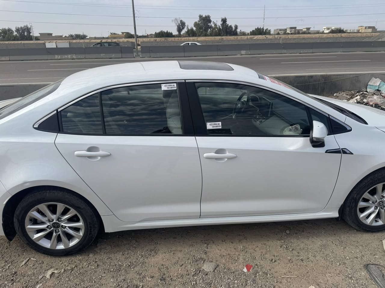 السلام عليكم كورلا خليجي موديل 2024ساز 
فول مواصفات
ماشية 24
كفالة عامة 
المكان بغداد الغزالية 
الرقم ***********
