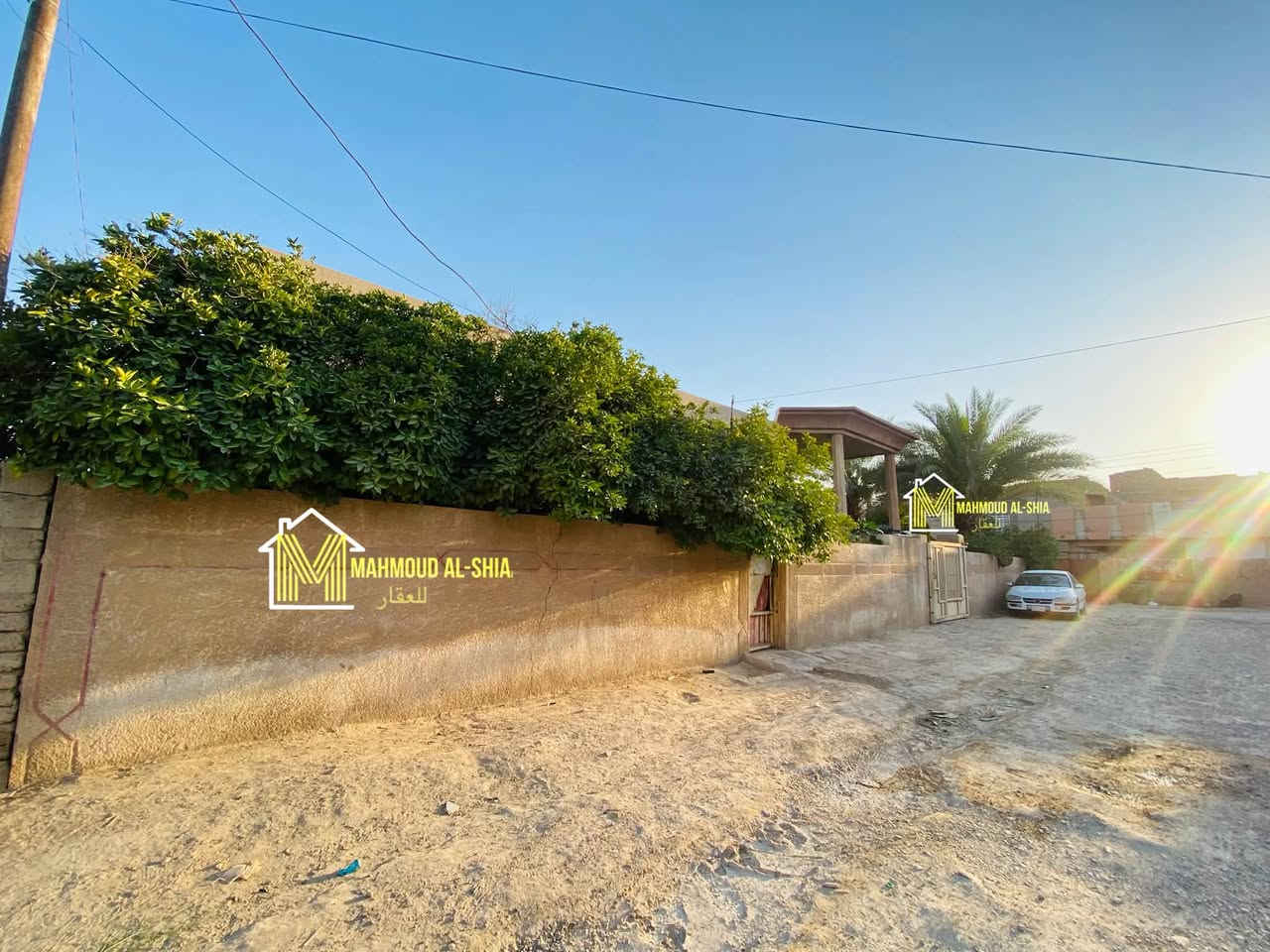 عقار للبيع في حي الجبيرية الثانية خلف التجاري ركن المساحة 560 الواجهة 25 والنزال 20 .

يتكون من 4 غرف نوم وصالة واستقبال ومطبخ وكراج كبير مع حديقة كبيرة. 

( العقار مناسب جداً ) 

للاستسفار الاتصال : مكتب المحمود للعقار آو مراسلة صفحتنا الشخصية.

***********
