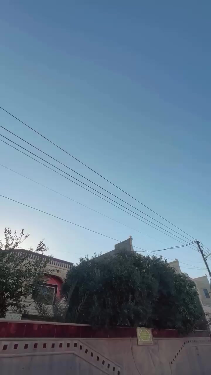 السلام عليكم الدراجه للبيع سيفان 2025 باب اول  صفر جارج الدراجه بعده بلادي شديته على ايدي  الدراجه كفاله من التاير الخلفي للئامامي الدراجه مال جناي .*********** متواجد فيس واتصال.🤍
