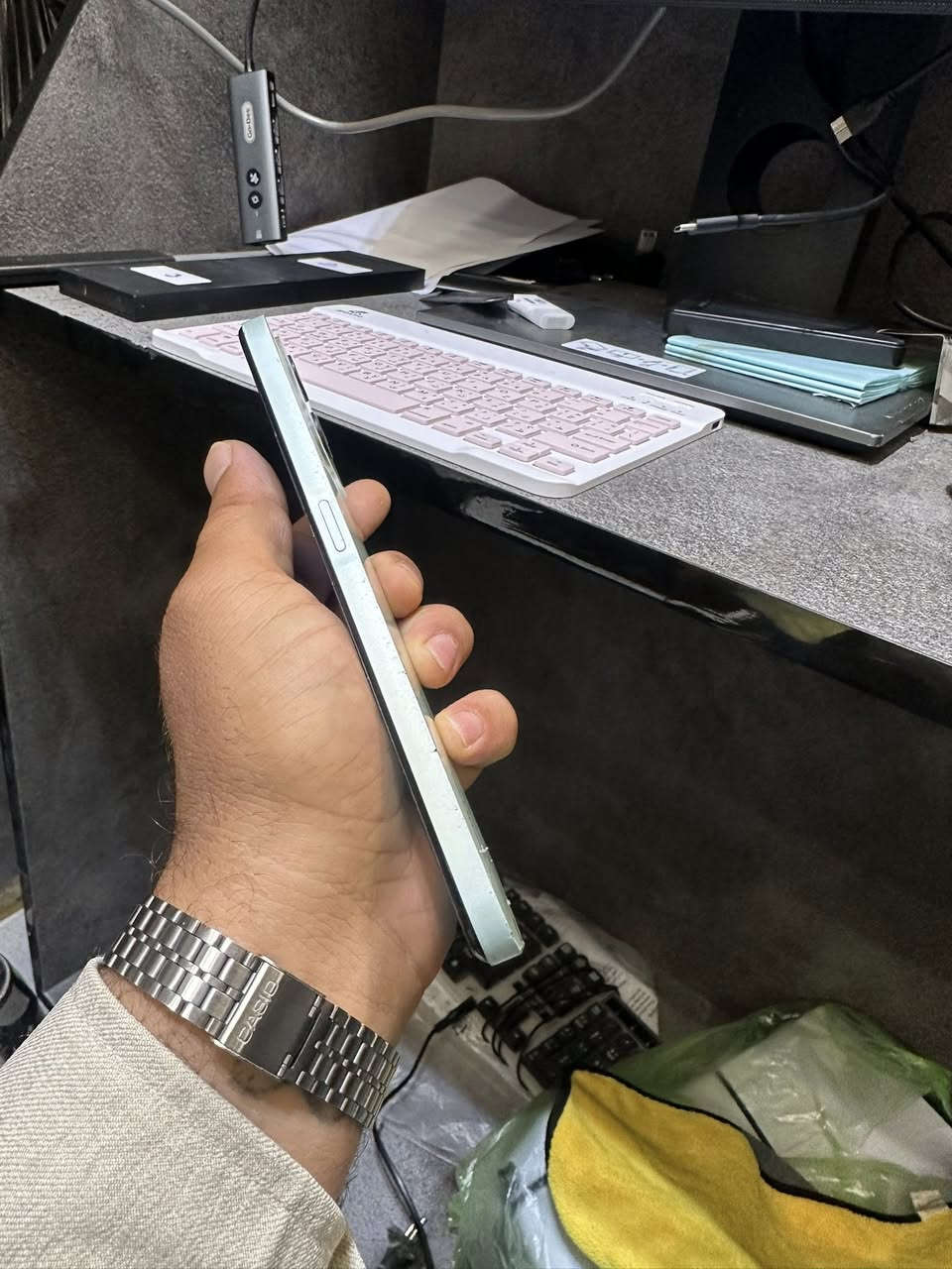 السلام عليكم
C35 باقي التفاصيل بلا الصور 
الخاص مفتوح


**إذا كنت صاحب هذا الإعلان وتريد حذفه لأي سبب، رجاءا أرسل رسالة إلى الدعم الفني**