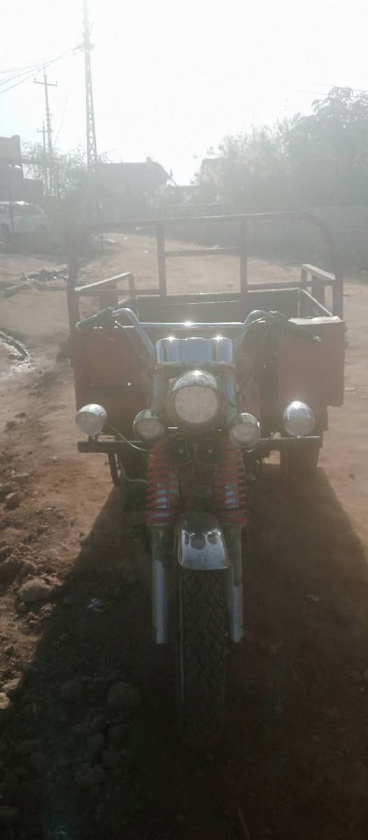 ستوته للبيع رقم ابيض موديل ١٤
مكينه جديد 
جاهزه من كلشي مكفوله من لحيم 
***********
