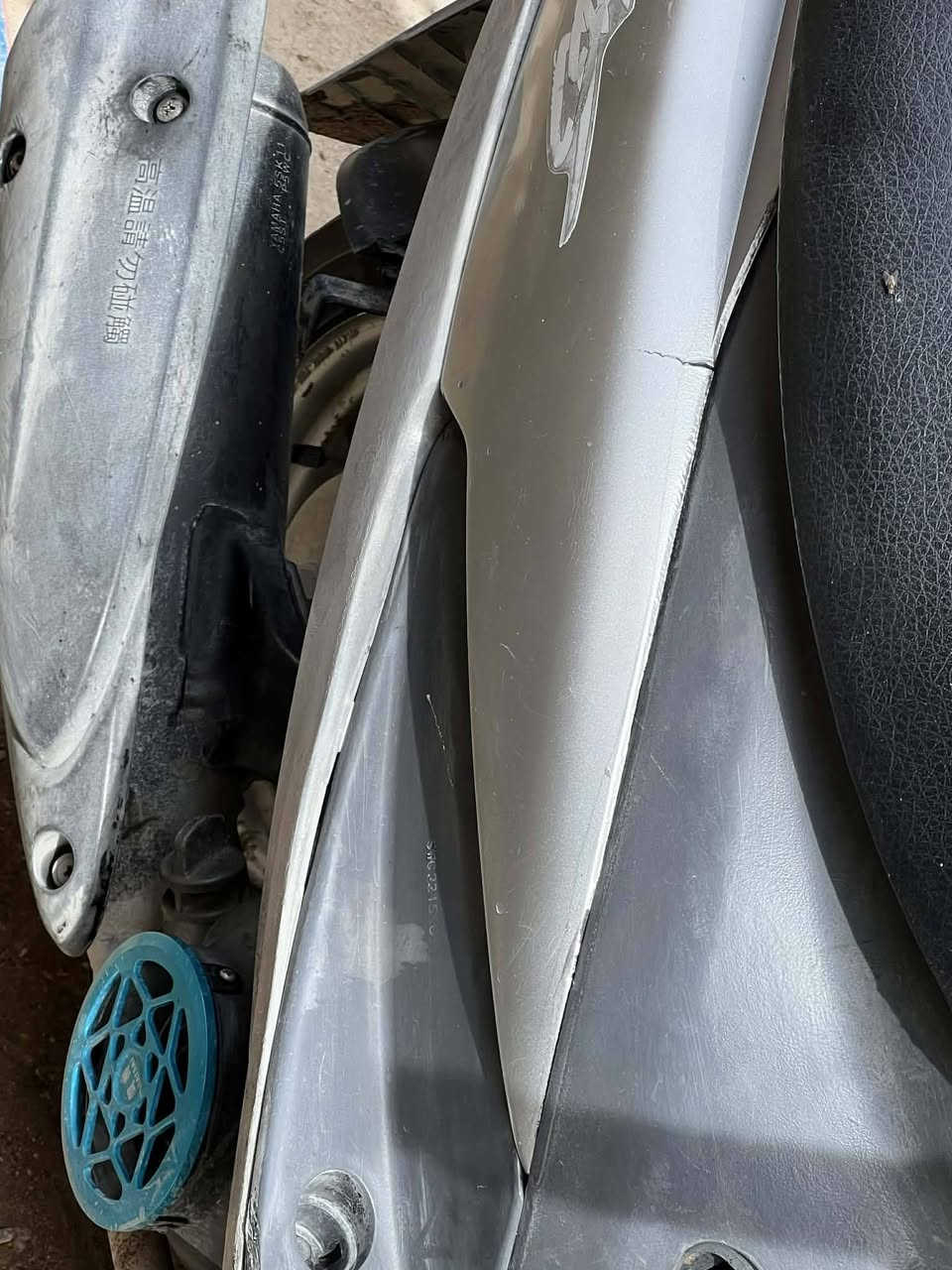 السلام عليكم دراجه ماكس قجمه للبيع كلشي شغال سلف هندر نكره دراجه ماناقصهه شي وبلاديه مامفتوحه كفاله تجي وتجيب وياك مصلح اذا مفتوحه فلوس الفحص عليي الدراجه كلهه ختم واحد ويه المكينه وكلشي ع وضع البلاد والله لو مامحتاج مابيعها لادخنه ولاتنقيص رايدهه ب 775 قفل بيهه مجال حك الجيه
البصره ابو الخصيب طريق الصحراء 
***********
