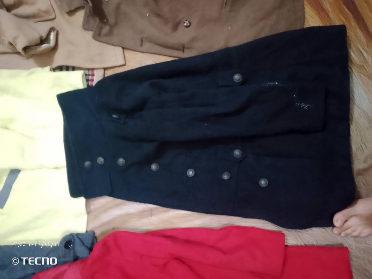 سلام عليكم اخوان عندي هاي لمجموعة من قماصل رجالي نسائي باله اوربي عددهن ازين من 300 قطعة للبيع ابيعهن شلع كلهن رايدهن 325  وبيهن مجال للطيبين مكاني بغداد
***********
