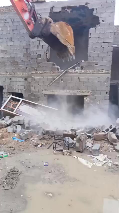 *********** مستعدون لهدم تفليش الدور والبنايات ورفع الانقاض وقطع البيوت المشتركه بأنسب ألأسعار

