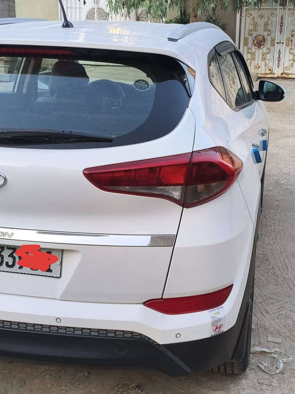 توكسان خليجيه 2018مكفوله عدا بارد بدايه البنيد شي قليل من فوك ممبين ابدا مواصفات عاديه رقم بغداد انكليزي مابيه تكشير ماشيه 157الف كيلو متر للاتصال ***********

