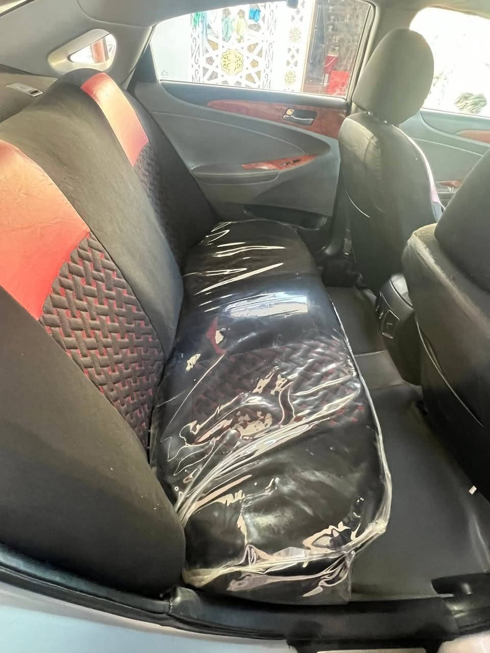 سوناتا موديل 2011 أمريكي رقم ذي قار  مواصفات بصمه فتحه بالقماره سياره خير من الله حادثها جاملغ صخه بالباب حادث أمريكي السعر 85 وبيها مجال بسيط ، الرقم ***********
