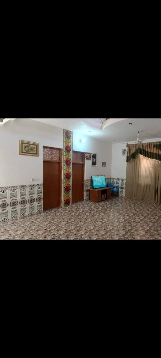 بيت للبيع المساحة ٣٠٠
للاستفسار ع الرقم التالي 
***********
