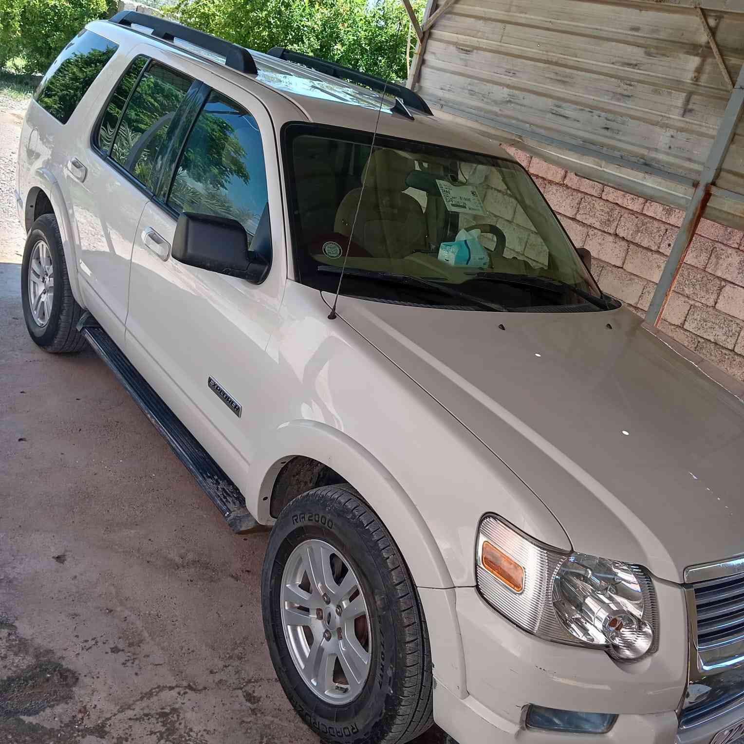 للبيع فورد إكسبور 2008 السعر 95 بيها مجال  للأستفسار ***********
