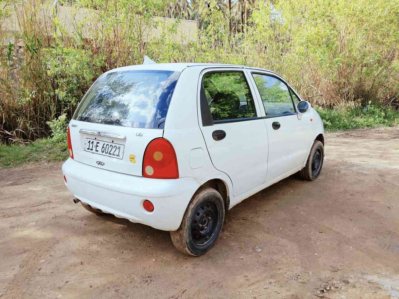 يا الله كيوكيو 2013رقم بغداد دولي سنوية لل30 بسمي مكفولة من الضربة ولصبغ  سيارة جديده تخم تاير حدادية جديدة مكينة وكير خير من الله تبريد ثلج تدفءة  السييييارة كير  عادي.     السعر 26. ورقة مستعجل علبيع *********** مكان كربلاء الحسينية
