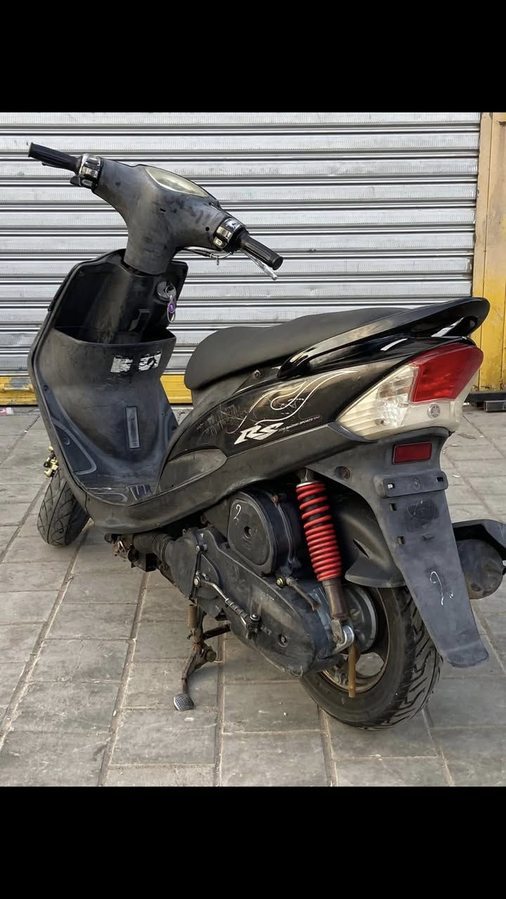 سلام عليكم عدله للبيع دراجه بلاديه مكفوله من تبخير ومن كلشي كهربايات كله شغاله لايت دبل اشاره اشاير فقط سلف شخاطه فقط لباقي كله مكفول المكينه ناعمه جدأ امانه دراجه نضيفه سعر625مكاني بغداد جديده ***********
