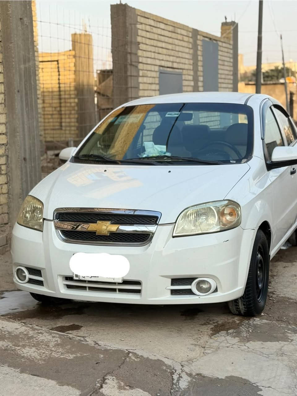 السلام عليكم أفيو 2011خليجي ماشيه 145 رقم بغداد باسمي مكينه 1500 مفتوح مكينه خير من لله لأفتح ولا تبديل السياره بيهه جاملغ وبنيد مبدل بدون دواخل وشويه بل باب الخلفي صبغ موضح بل نشر تخم تاير جديد حداديه جديده سعر السيارة 80وبيهه مجال مكان بابل رقم ***********
