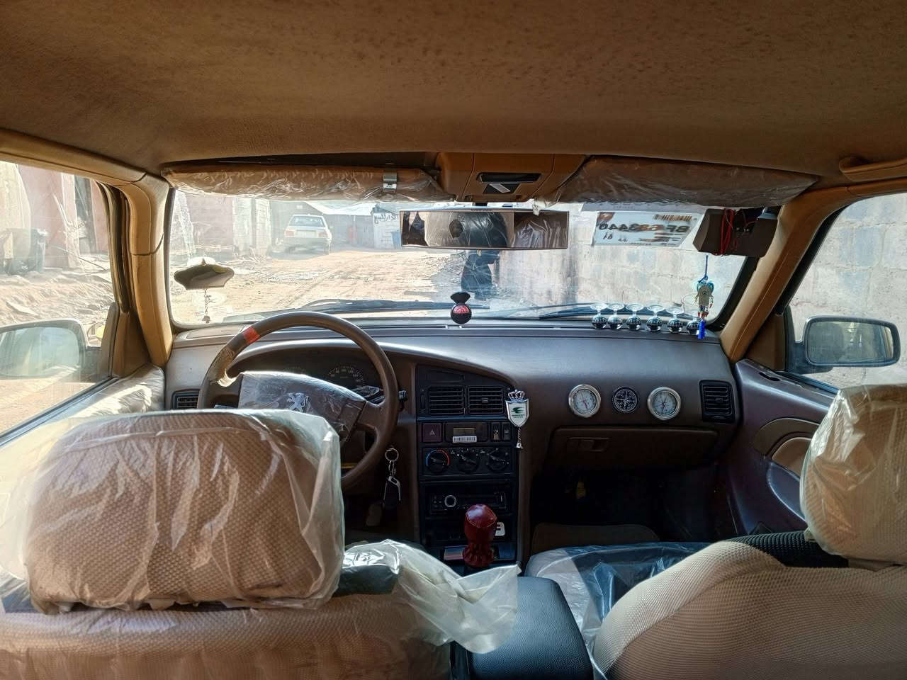 الميس موديل 2015 السياره. جاهزه
مكينه. مكفوله.تبريد. شغال والكشر كدامكم. رقم انكليزي
تبريد فول.  سنويه 2030 
بسمي. المكان.بغداد
حي اور. السعر 38 وبيها مجال قليل. الاتصال.
‏‪***********‬‏
