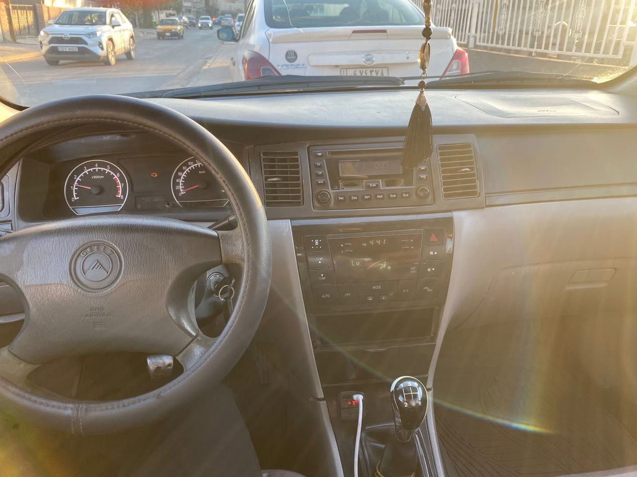 السلام عليكم جيلي موديل 2012 كير محرك مكفول تبريد شغال رقم انكليزي سنوية باسمي نقصها بس صدر السعر 48 بي مجال بسيط مكانها بغداد حي الجامعة ***********
