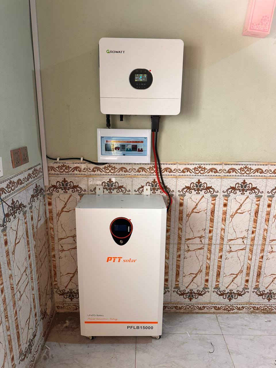 اليوم الأثنين الموافق 09/02/2026
تم بعون الله إكمال نصب  وتشغيل منظومة  للطاقة الشمسية في #قضاء #مندلي #تل #ارميم
تجهز 16 أمبير نهارا  15 أمبير ليلا وتتكون المنظومة من:-
1-ألواح شمسية عدد 8 قدرة اللوح الواحد 640 واط
2- بطارية نوع ليثيوم قدرتها 15 كيلو واط
3- أنفيرتر  قدرته 6 كيلو واط
4- بورد خاص بالمنظومة متكامل الحماية
5- هيكل حديد مغلون مقاوم للصدا
#ملاحظه: لانعمل ببطاريات التجميع الرديئة. 

بإدارة عمر ياسين 
وحسن سالم
للأستفسار أكثر الأتصال او مراسلة الأرقام  التالية. ‏
0771 206 0460  
***********
