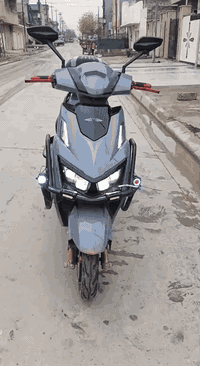 السلام عليكم ورحمة الله وبركاته
شحن شي جدام العين ٧٠٠ الف بي مجال 
***********
***********
