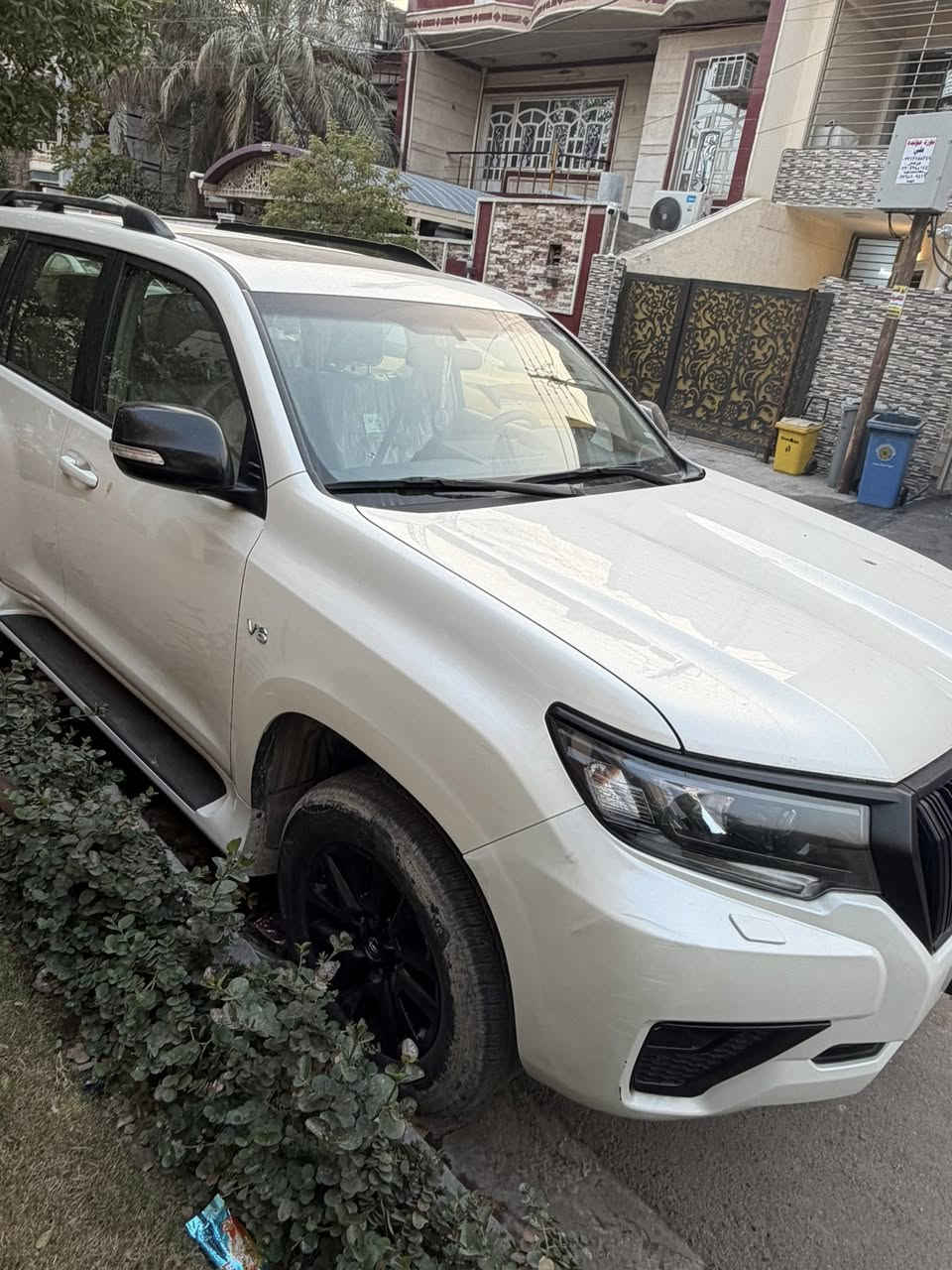 السلام عليكم
برادو موديل 2023 بلاك ايدشن ماشيه 19 الف كم فقط مكفوله كفاله عامه مواصفات TX.S معروفه تجي سلايد شاشه كاربلاي كامره حساسات مري شفط السياره بعدها بالنايلون وجديده رقم اربيل تحويل ثاني يوم مكانه بغداد
السعر 50 بيها مجال بسيط
الرقم ***********
