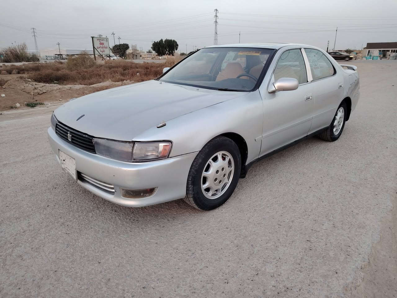 #السلام_عليكم
للبيع كرستة نفخ موديل 1995 رقم بصرة مشروع وطني تتحول بكل المحافظات السنوية بعدها مامنتهية مجددة لل2031 ومحولها رقم انكليزي الجديد باقي بس على الاستلام  وقبل فترة صاعدة هزة بعدها مامنتهية هزتها يعني تحول مباشر مايكلفك بس العقد المروري ونقل الملكية فقط
مكفولة من كص الجنطة وكص القمار مكفولة من النقل جثة مكفولة من العيب الشرعي مكفولة من الظربة القوية بيها تبديل الكفر الخلفي والبدنة  مال الدعامية الخلفية فقط : كير والمكينة 2500 مكفولات لاتنقيص ولاتبخير شرط / الحدادية كلش نظيفة خيرمنالله دواخلها ودشبول مرتبة ونظيفة
السيارة جاهزة مابيها نقص ترايك وين ماتريد وكاعد نطلع بيها بيها محافظات 
السعر مال البيع ب 52 ورقة قفل
العنوان ناصرية الشطرة الشارع العام
اتصال / ***********
