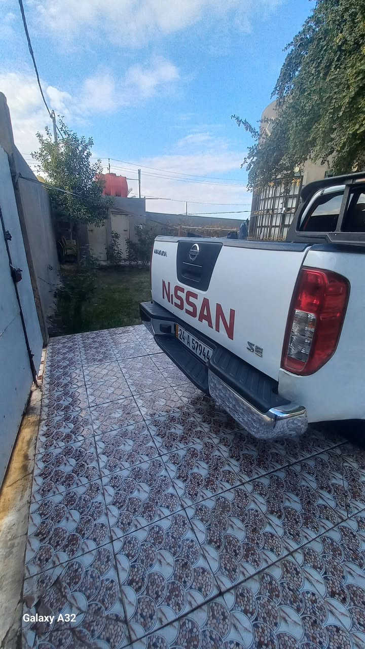 السلام عليكم نيفاره للبيع مديل 2014 رقم ادهوك الدولي تخم تاير سنويتها 30 السعر 120 للستفسار ***********
