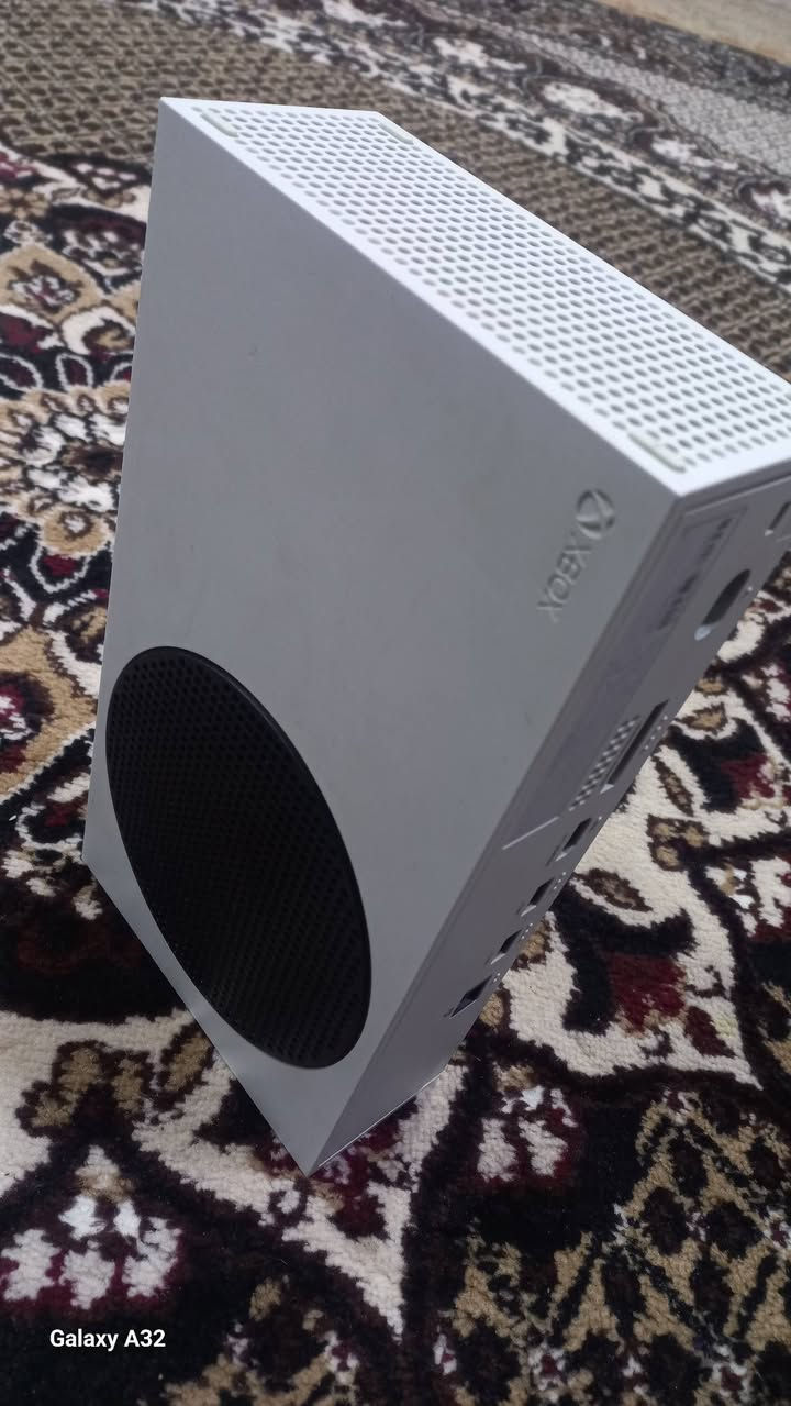 السلام عليكم XBXسيريس S ذاكره 512 كامل ملحقات سعر325وبي مجال الخاص مفتوح


**إذا كنت صاحب هذا الإعلان وتريد حذفه لأي سبب، رجاءا أرسل رسالة إلى الدعم الفني**