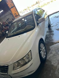 سوناته 2010 خليجي رقم    اربيل السياره جاهزه من كلشي بيها فقط جاملغ ال...